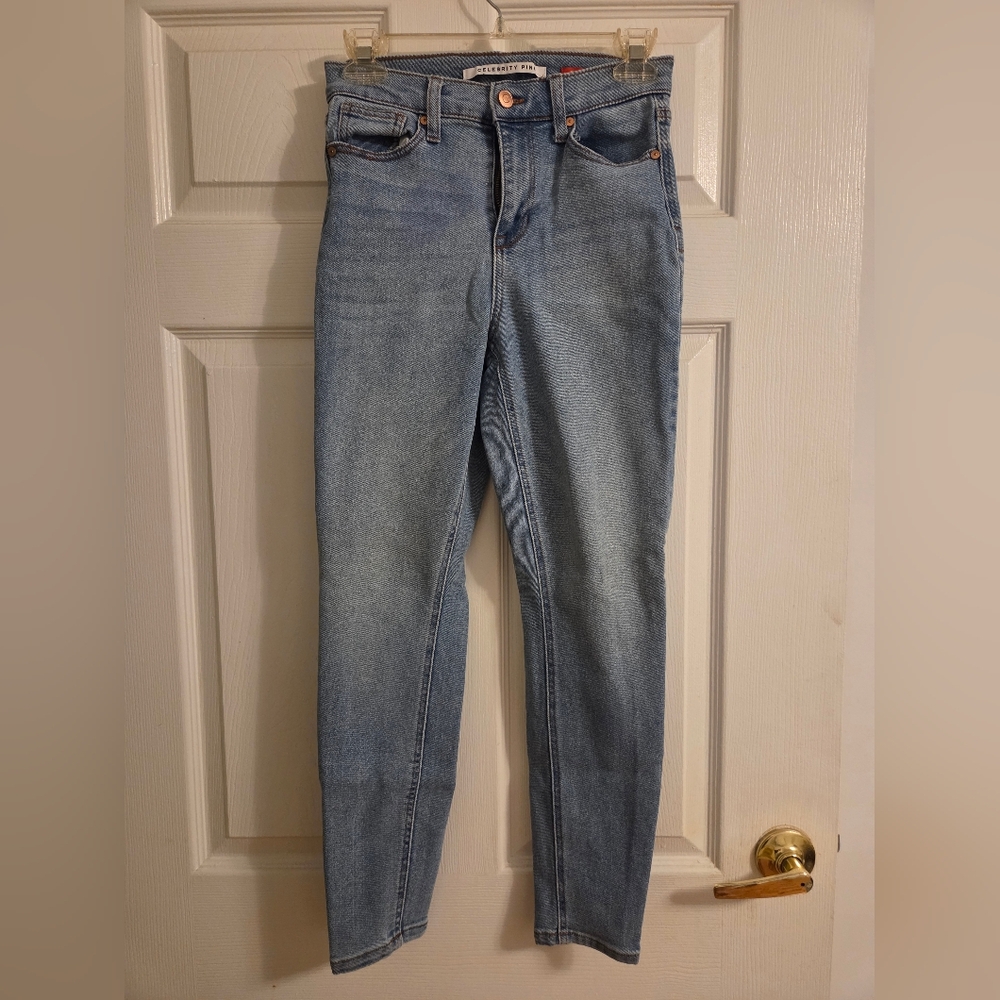 Celebrity Pink Light Blue Skinny Jeans - Size 3/26
